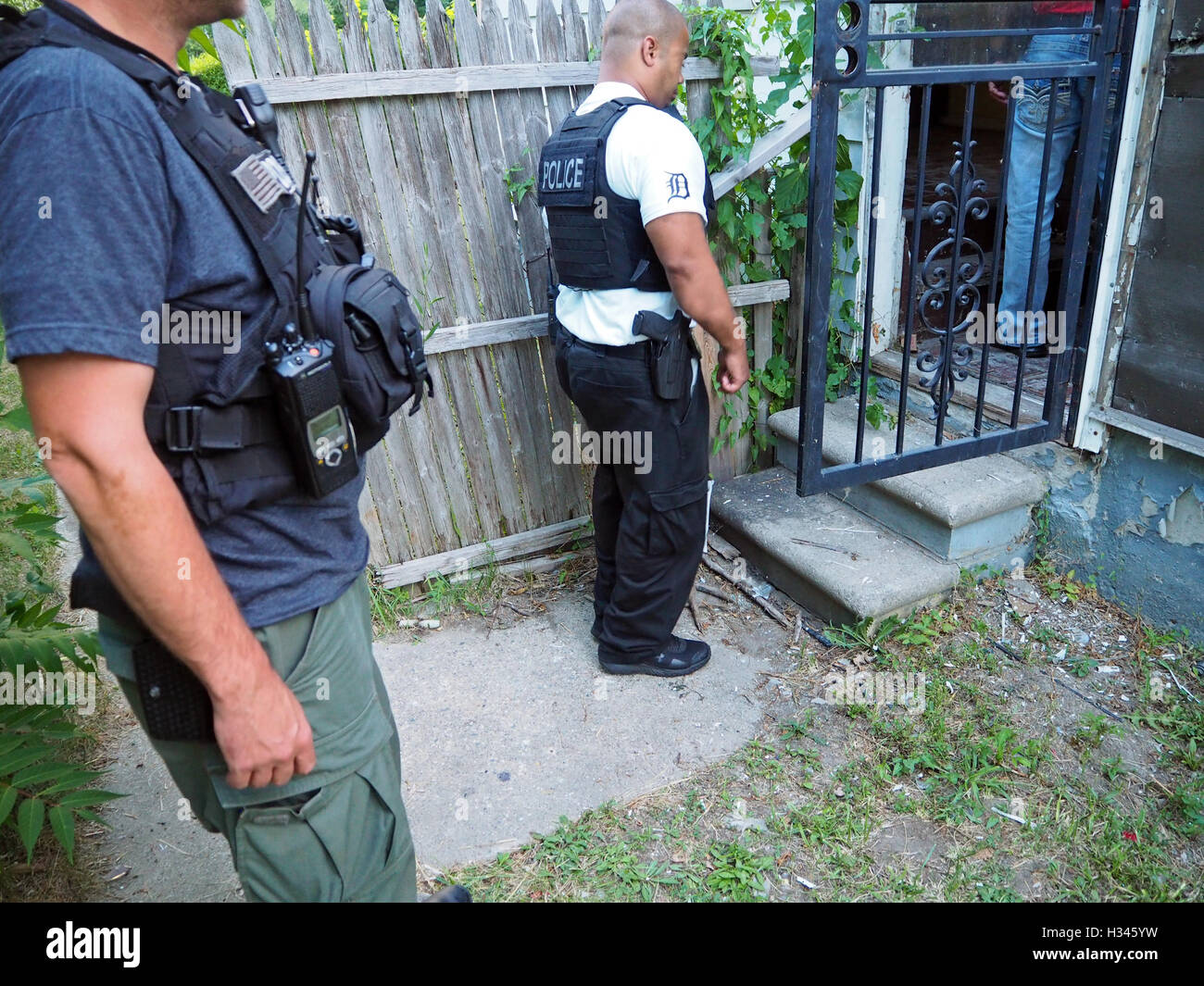 Detroit Polizei besuchen die Szene von einem shooting, Detroit, Michigan, USA Stockfoto