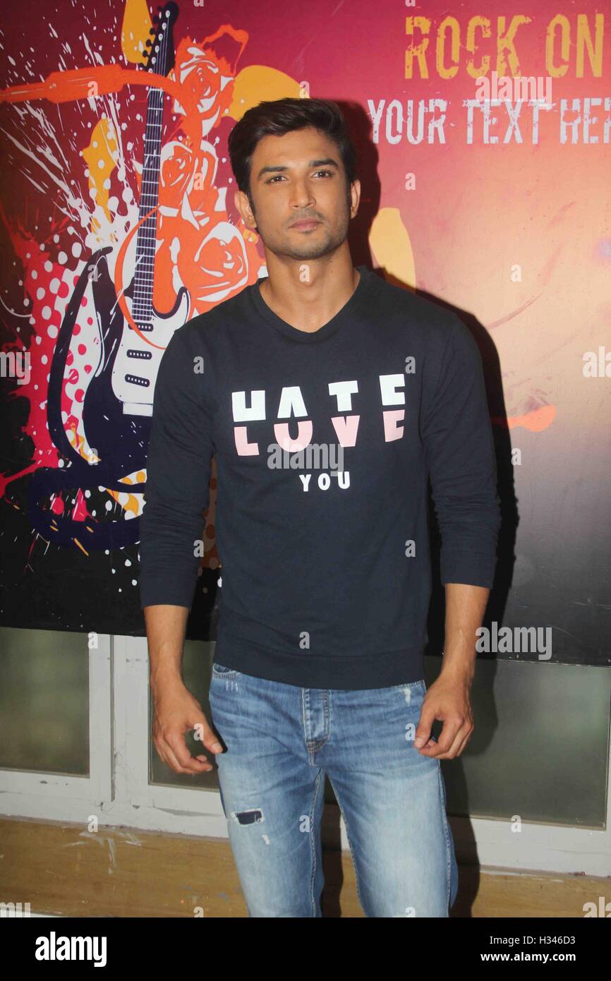 Sushant Singh Rajput ; Indischer Bollywood Schauspieler bei der Förderung des Films M S Dhoni auf den Sets der Zee TV-Serie Kumkum Bhagya in Mumbai Indien Asien Stockfoto