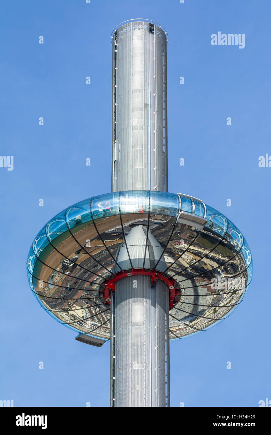 I360. British Airways i360 Aussichtsturm auf seine höchste position in Brighton, East Sussex, England, UK. I360 Brighton i360. I360 Turm. Stockfoto