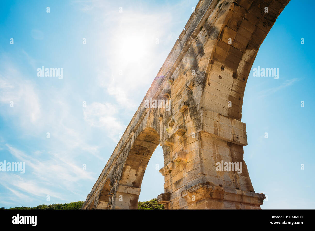 Teil, Detail der berühmten Wahrzeichen Antike alte römische Aquädukt Pont du Gard, Nimes, Frankreich Stockfoto