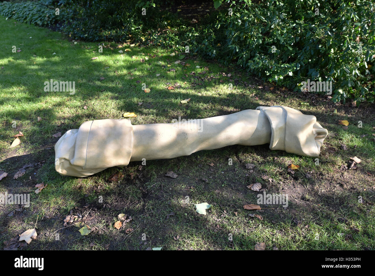 Regents Park, London, UK. 4. Oktober 2016. Skulpturen in der Fries-Kunst-Skulpturenpark im Regents Park. Bildnachweis: Matthew Chattle/Alamy Live-Nachrichten Stockfoto