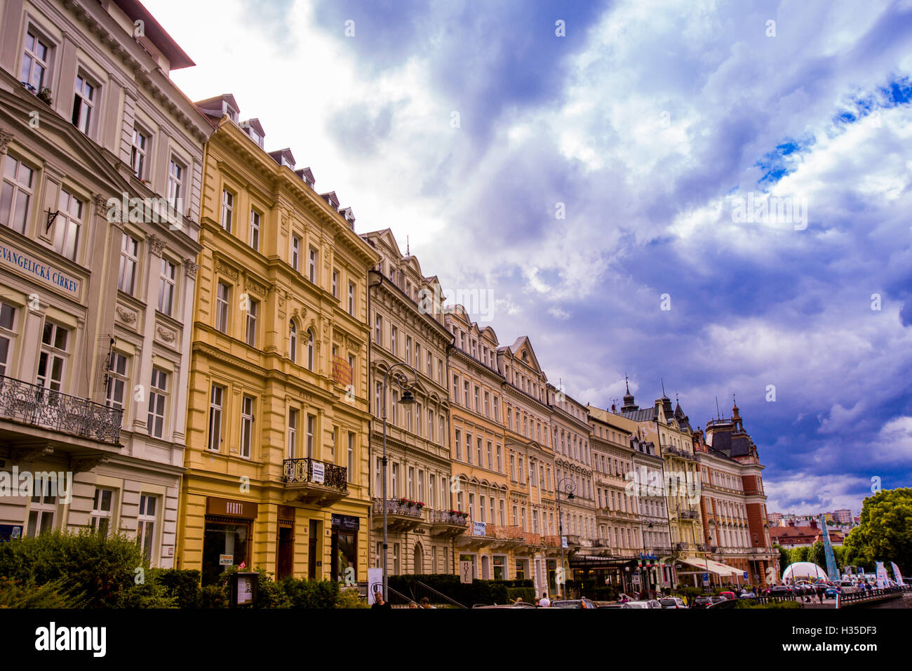 Die Landschaft des Dreiecks West Bohemian Spa außerhalb Karlovy Vary, Böhmen, Tschechien Stockfoto Die Landschaft des Dreiecks West Bohemian Spa außerhalb Karlovy Vary, Böhmen, Tschechien Stockfoto