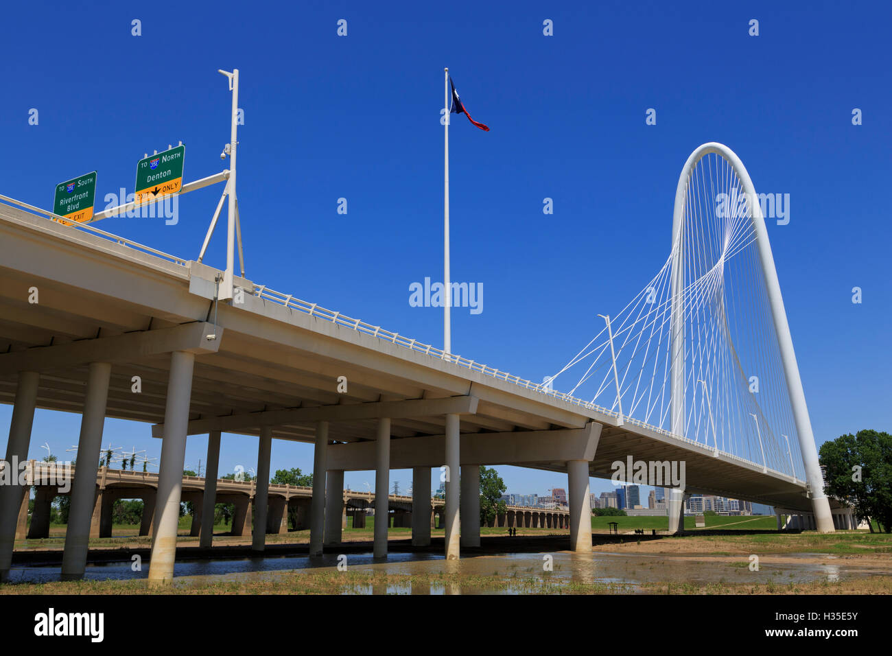 Die Margaret Hunt Hill Bridge, Dallas, Texas, USA Stockfoto