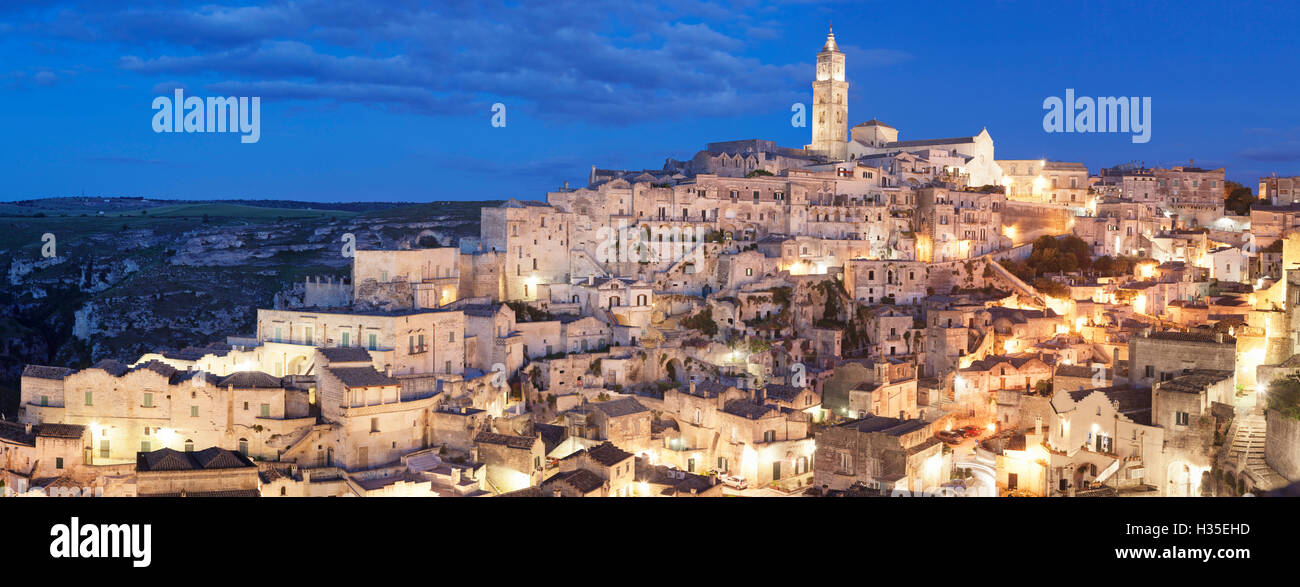 Sasso Barisano und Dom, UNESCO, Matera, Basilicata, Apulien, Italien Stockfoto