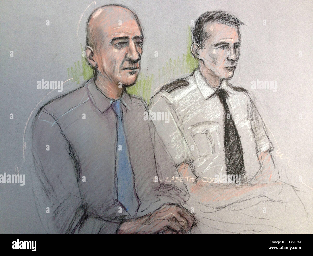 Gericht Künstler Skizze von Elizabeth Cook von Stephen Port (links), die an The Old Bailey, vorgeworfen, unter Drogen und Mord an vier Männer traf er auf Schwule Websites. Stockfoto