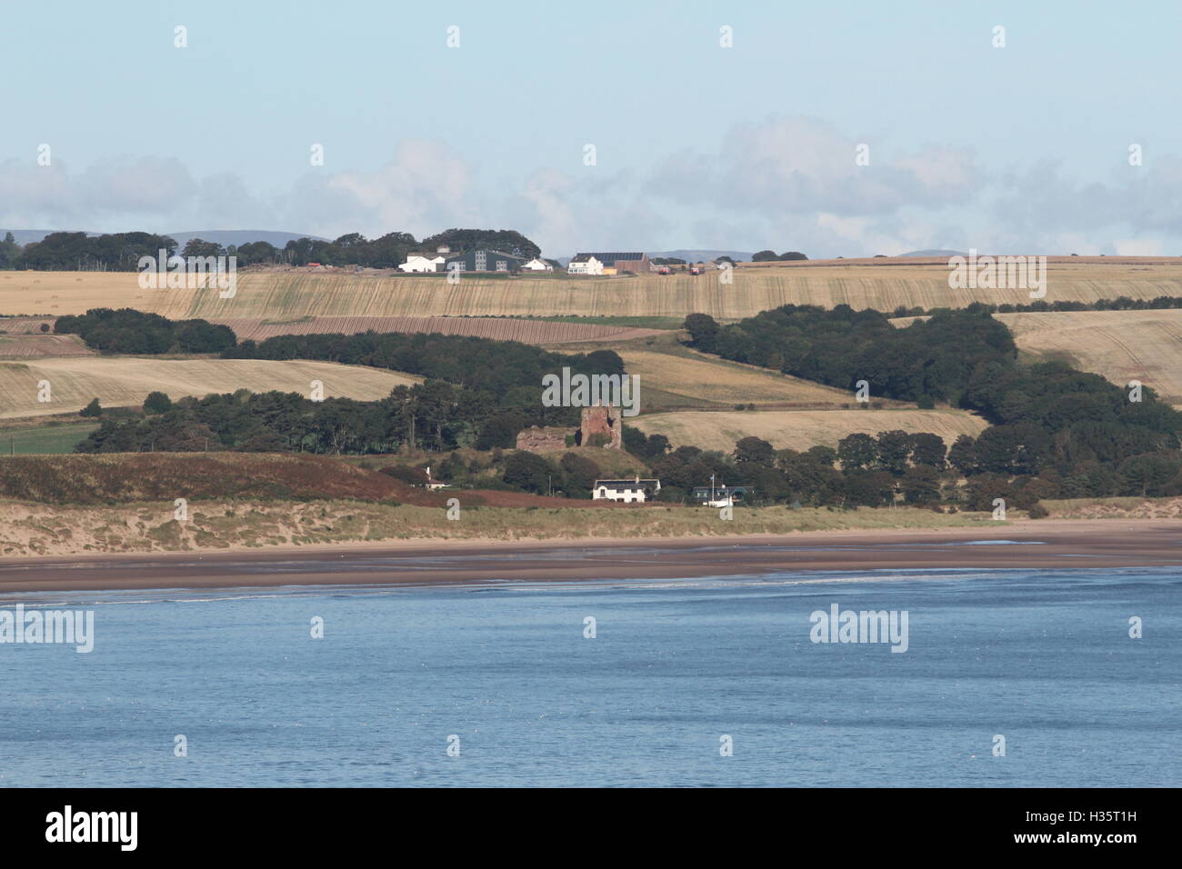 Ruine der Roten Burg und lunan bay Schottland Oktober 2016 Stockfoto