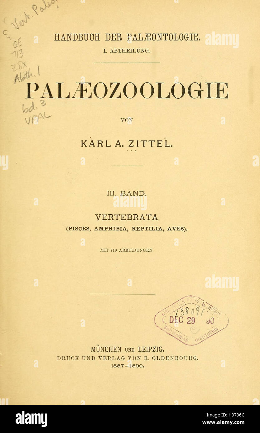 Das Handbuch der Paläontologie ist ein umfassender Leitfaden zur Paläontologie, der die Erforschung von Fossilien, prähistorischen Lebensformen und die geologische Zeitskala umfasst. Sie bietet tiefgreifende Kenntnisse über ausgestorbene Arten und ihre Umgebung. Stockfoto