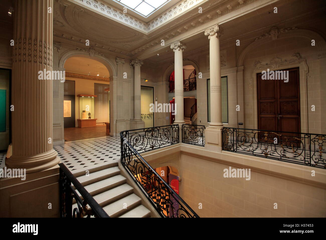 Die Innenansicht der Galeries du Pantheon Bouddhique des Museum Guimet.Paris. Frankreich Stockfoto