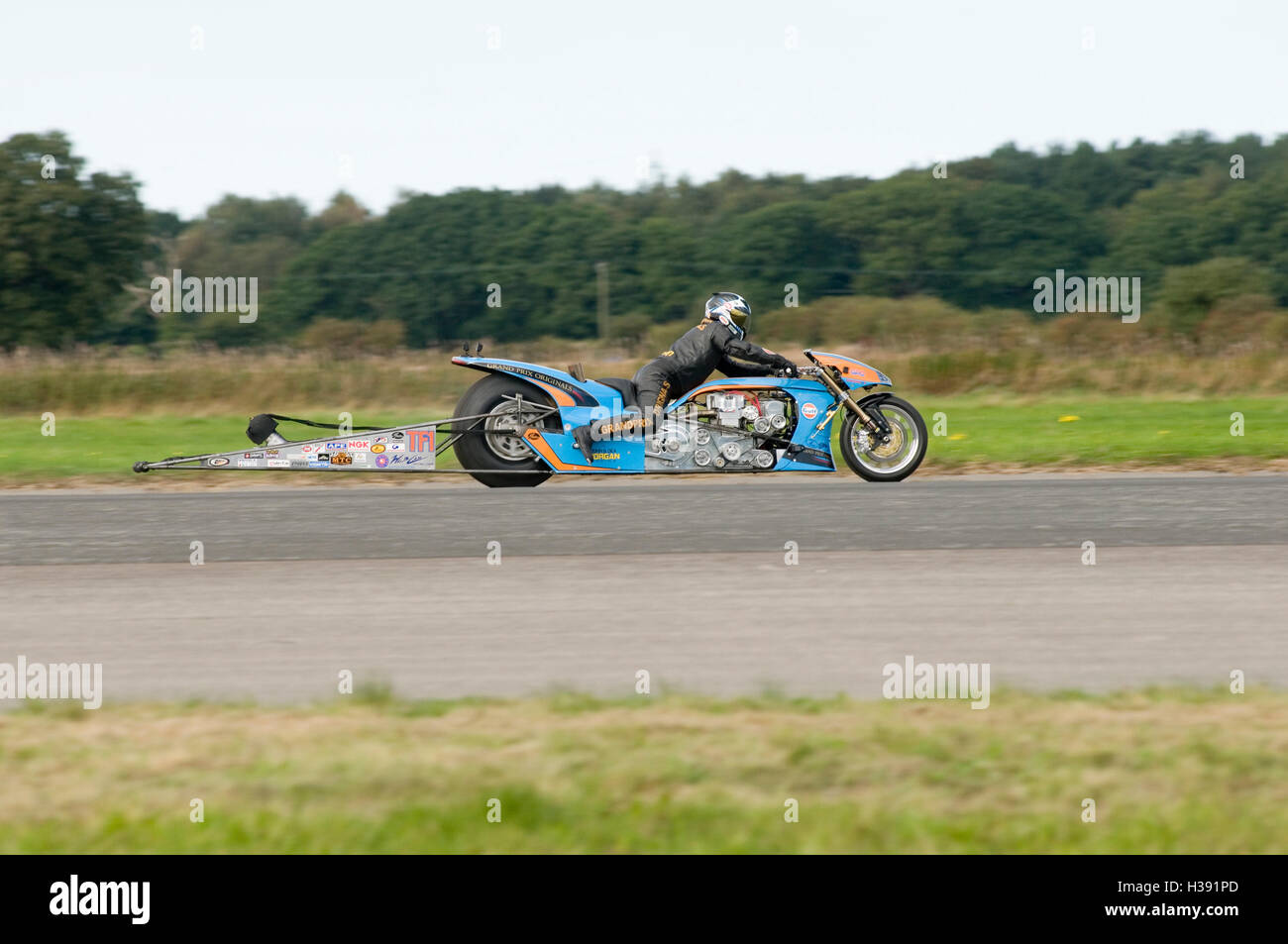 Ian King 10 Mal europäische Top-Fuel-Motorrad Drag Racing Champion, auf seine 1500 hp, 15 Fuß langen Bike racing Stockfoto