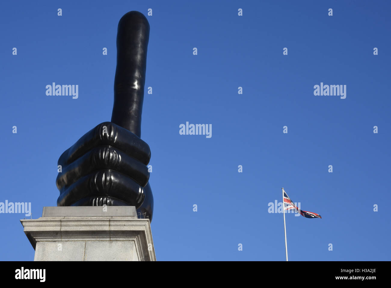 "Wirklich gut" Statue von David Shrigley, Fourth Plinth, Trafalgar Square, London UK Stockfoto