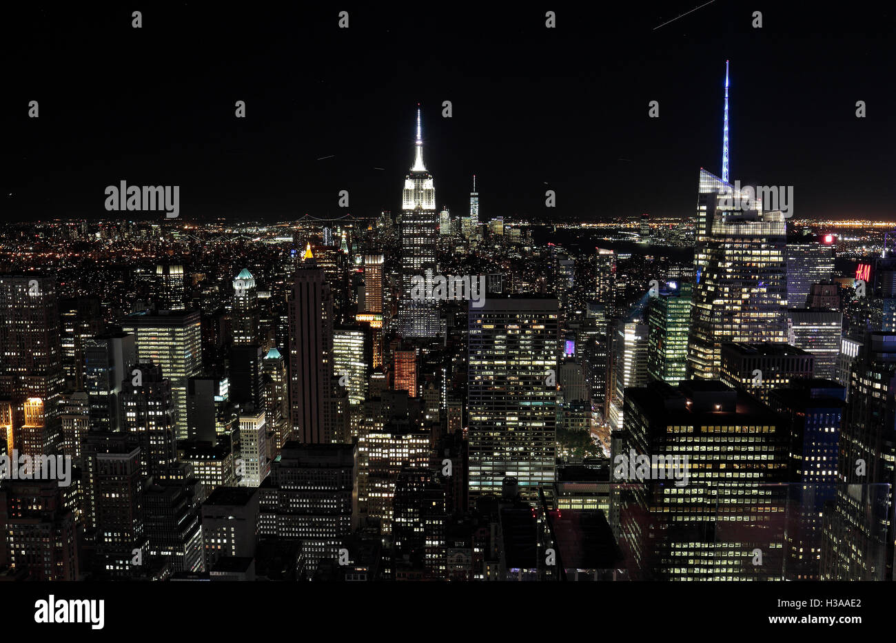 Luftbild von der "Top of the World" Aussichtsplattform auf dem Empire State Building & Innenstadt von Manhattan, New York. Stockfoto