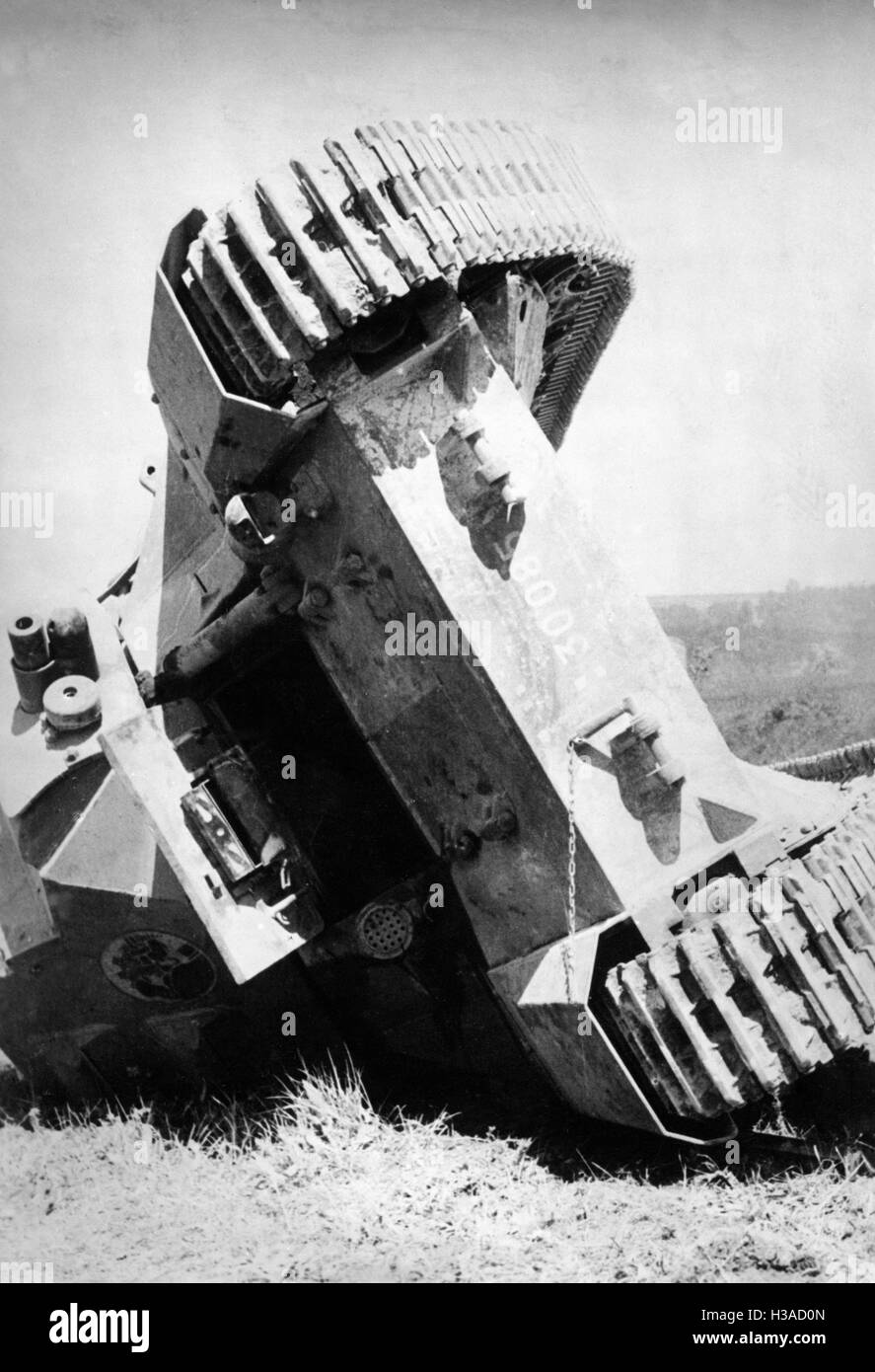 Französische Panzer bei Sedan, zerstört 1940 Stockfoto