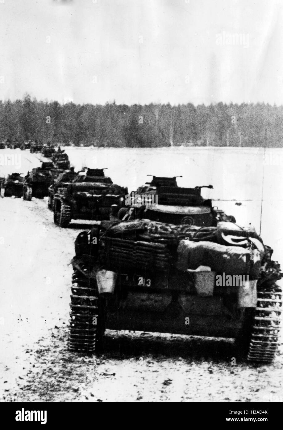 Deutsche Vorstoß mit Panzern in Richtung Moskau, 1941 Stockfoto