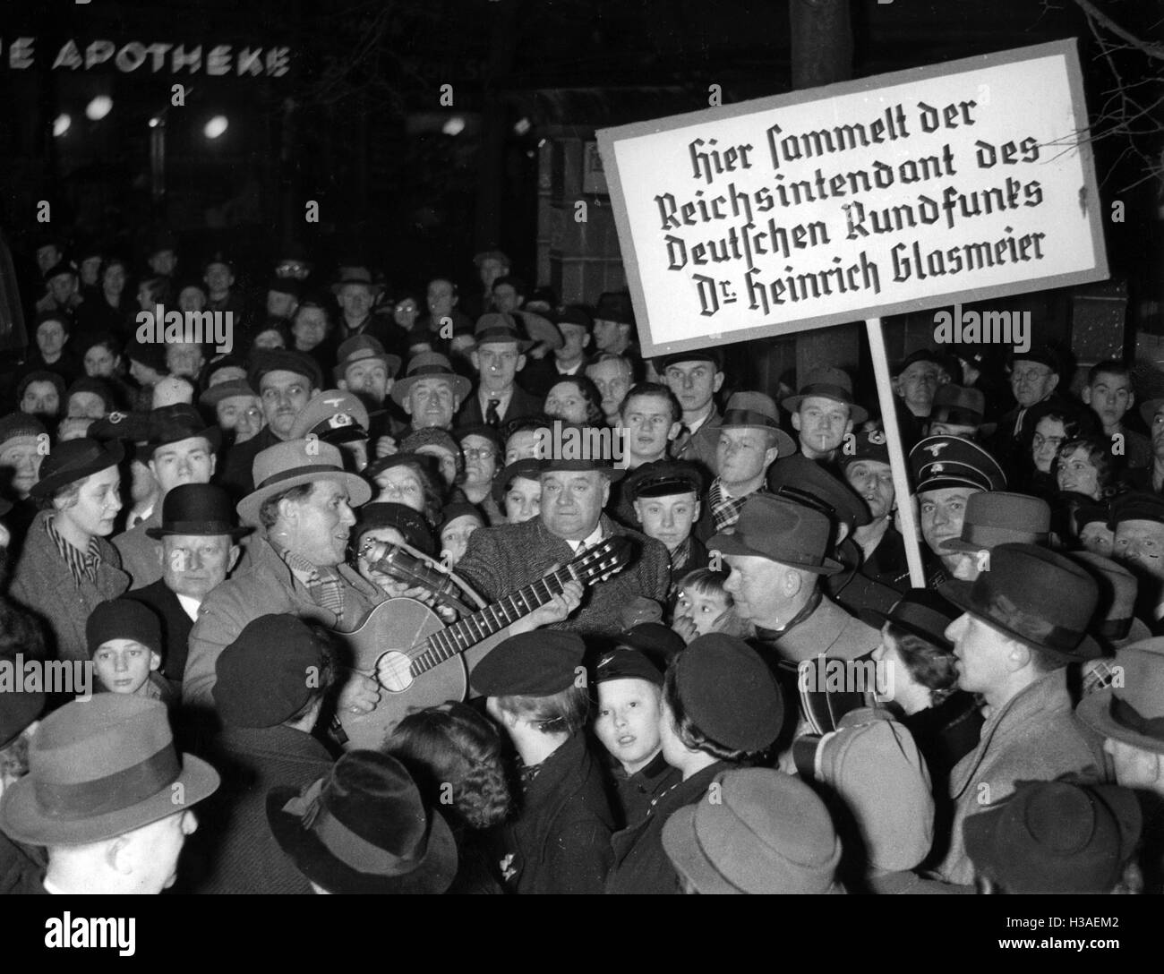 Sammlung des Radios für das Winter-Relief in Berlin, 1937 Stockfoto