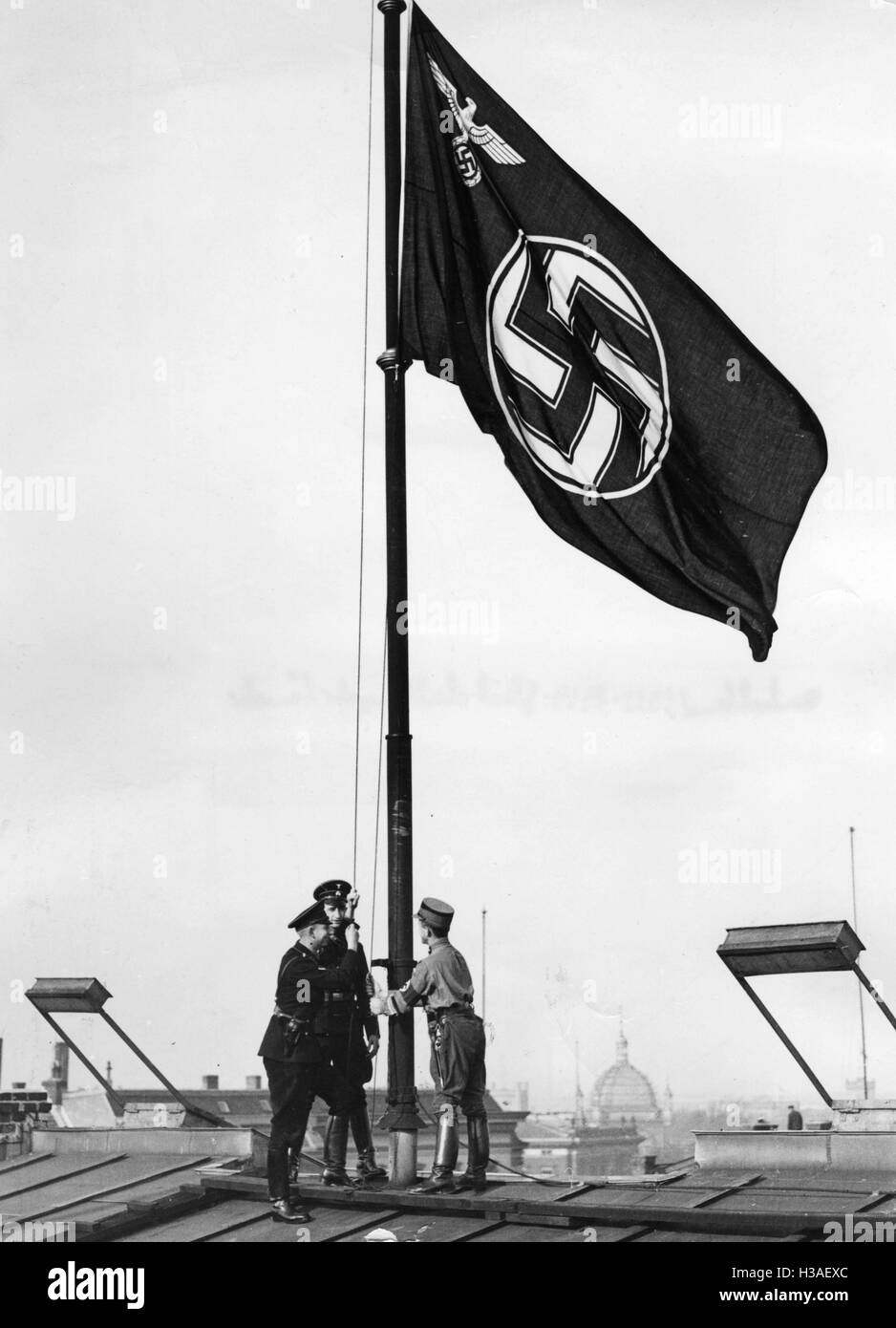 1935 hissen während des Innenministeriums, die Reich Service Flagge Stockfoto