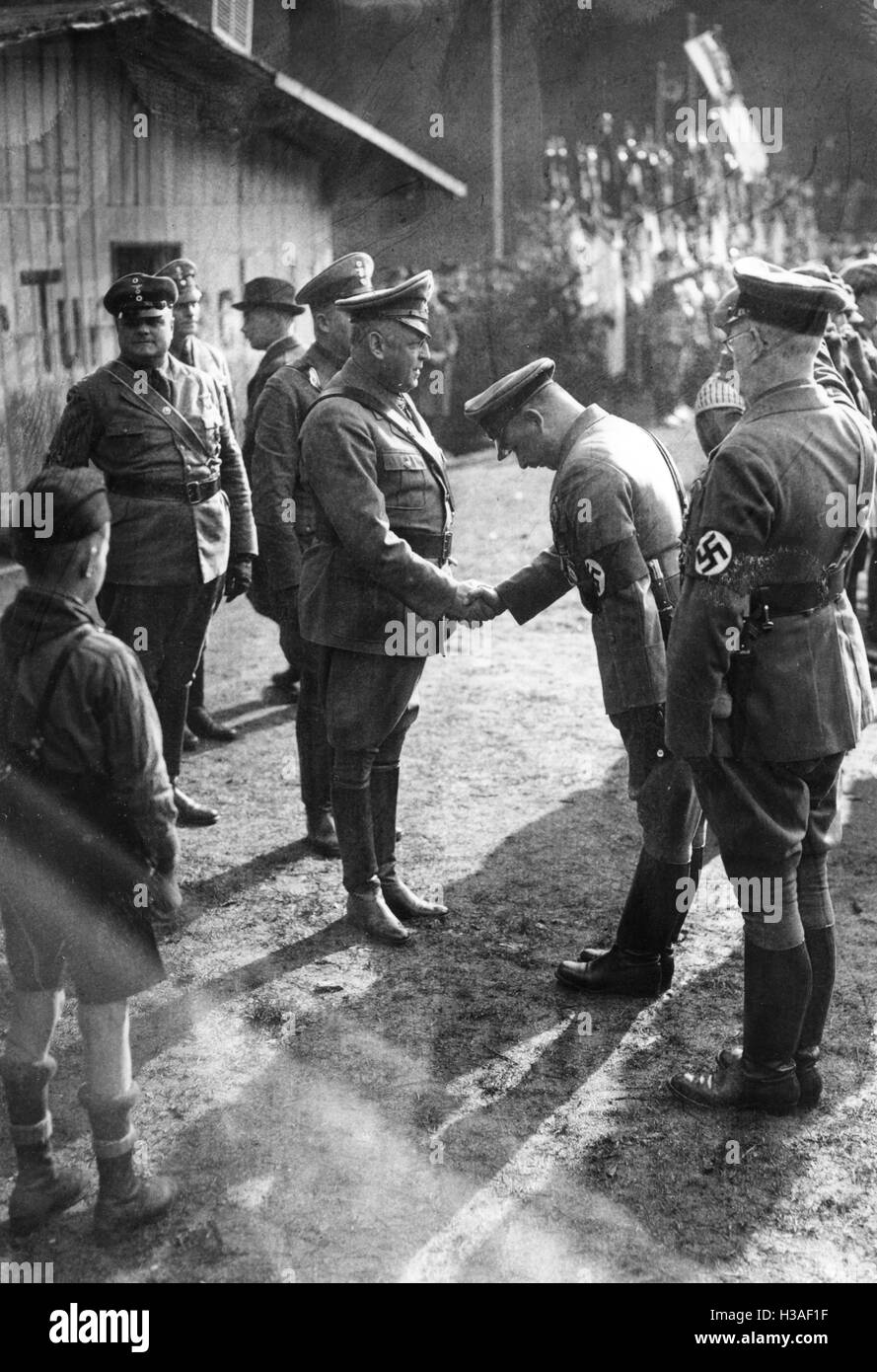 Franz Seldte bei Feierlichkeiten die Wiedereingliederung des Saarlandes, 1935 Stockfoto