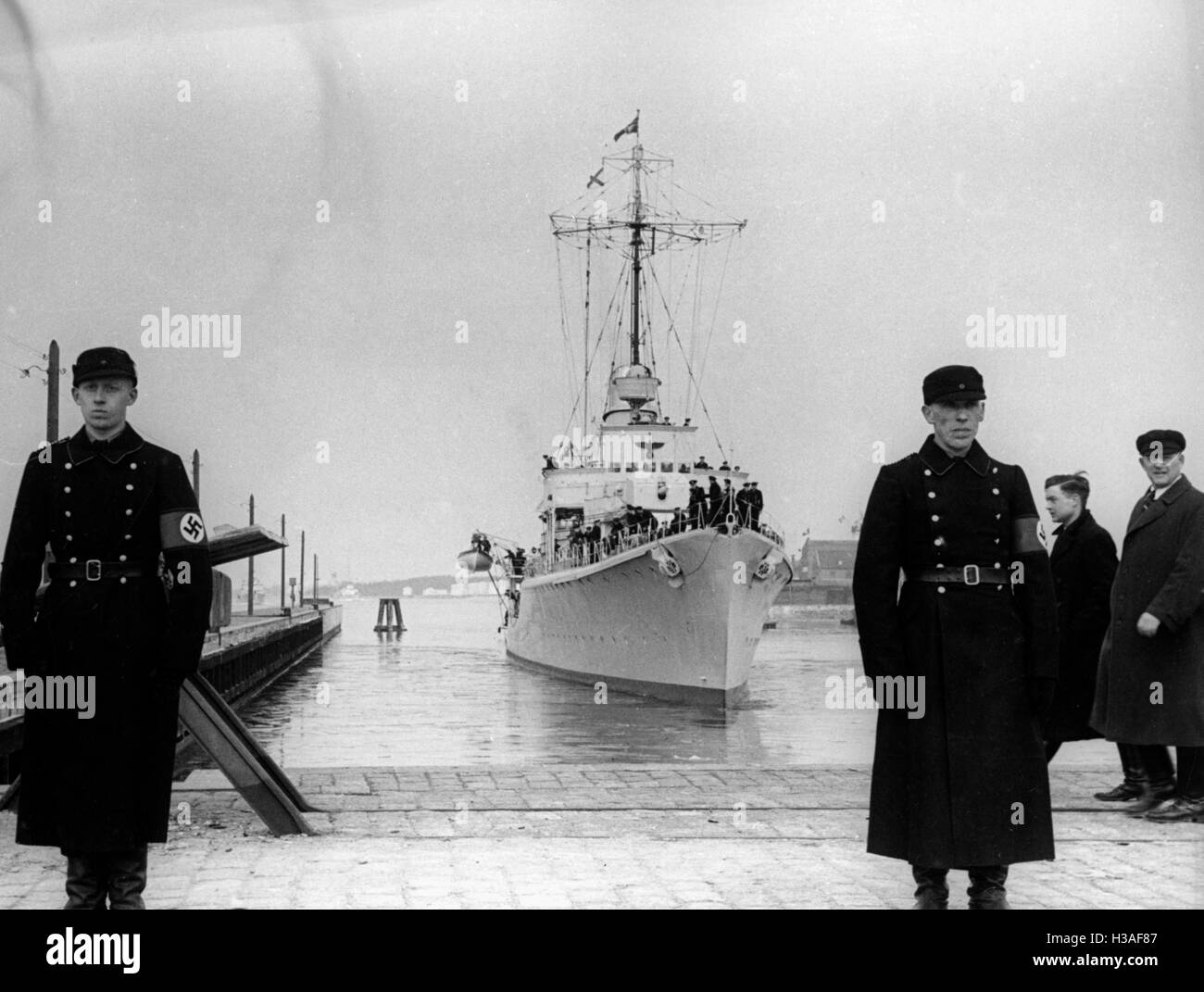 Kissen Samt quadratisch Stern main image 0