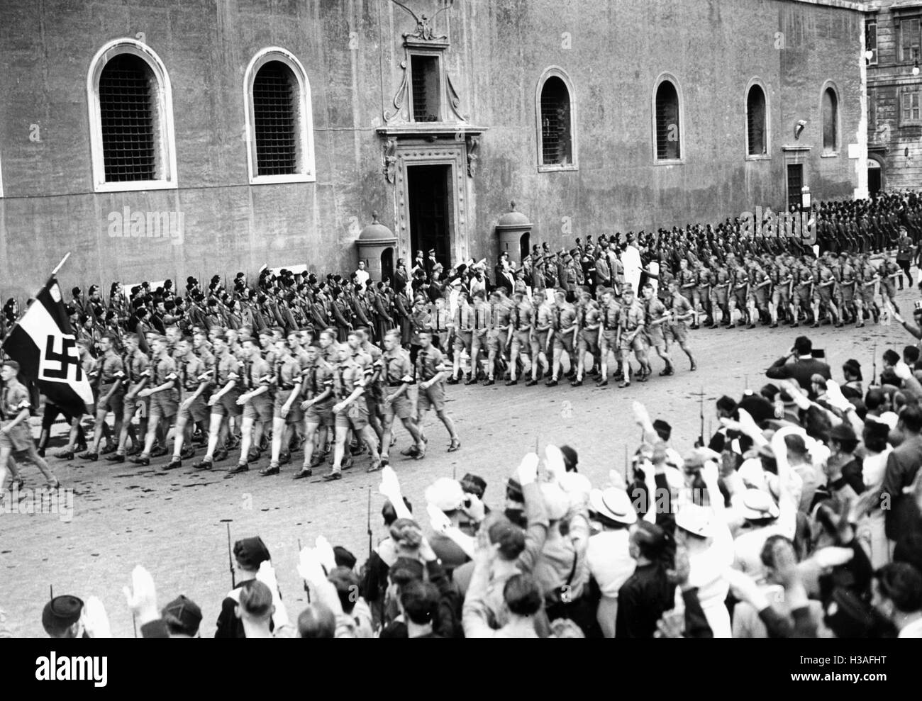 Hitler-Jugend-Parade in Rom, 1936 Stockfoto