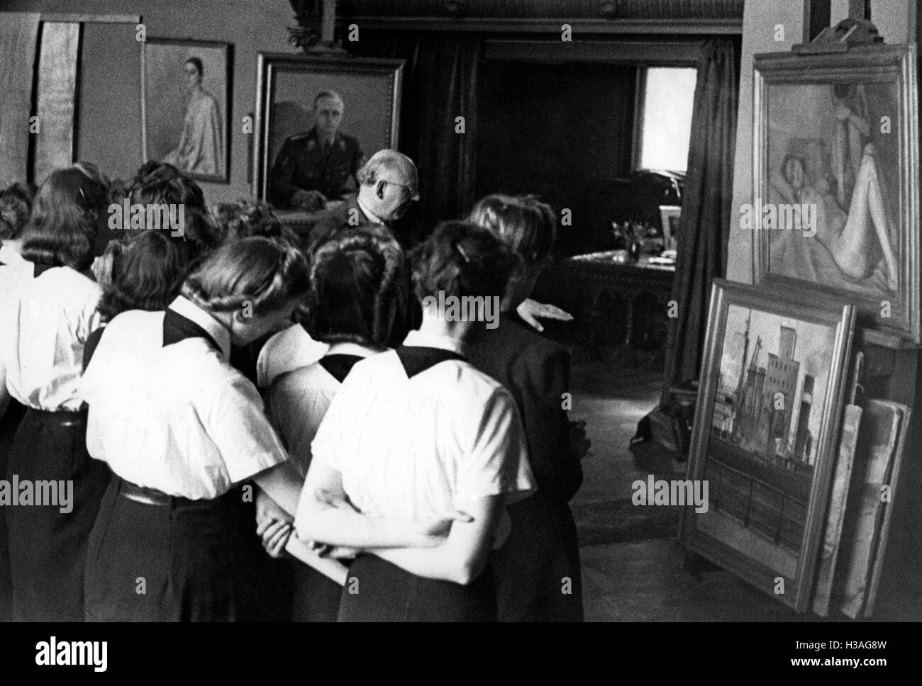 Bdm mädchen Schwarzweiß-Stockfotos und -bilder - Alamy