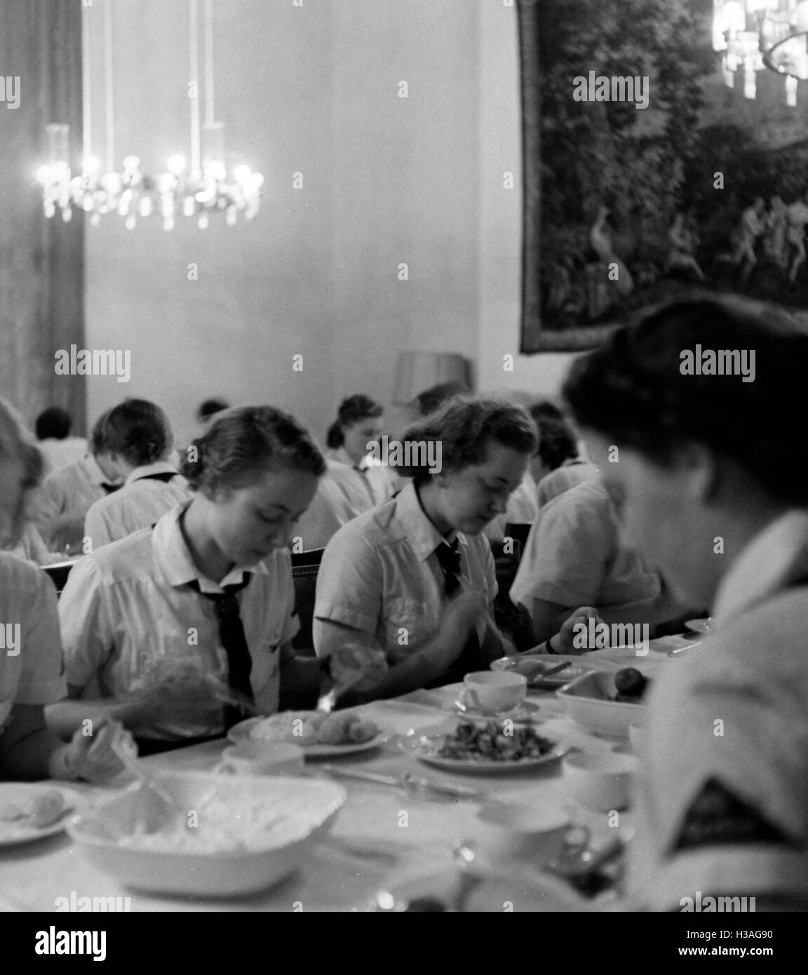 Bund deutscher maedel -Fotos und -Bildmaterial in hoher Auflösung – Alamy