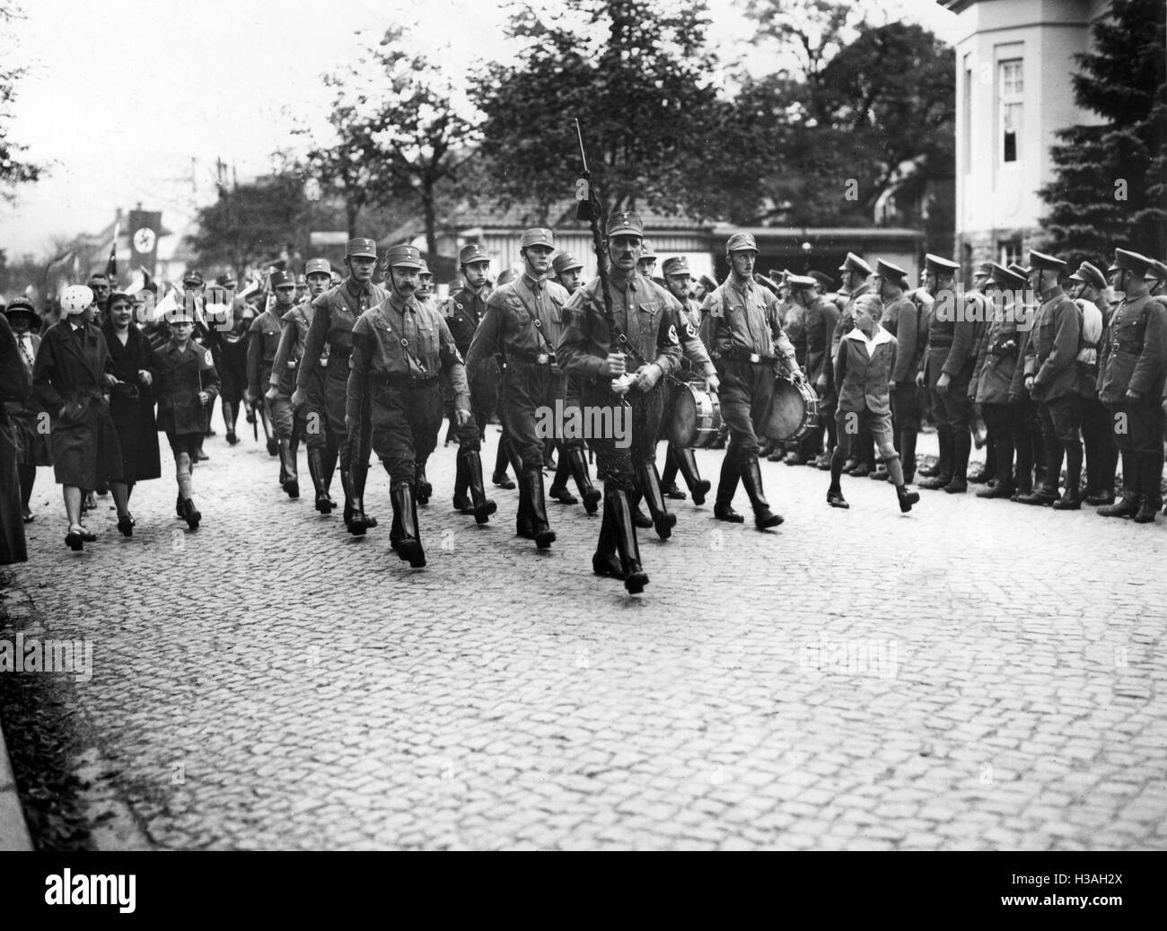 SA und Stahlhelm-Mitglieder in Bad Harzburg, 1931 Stockfoto