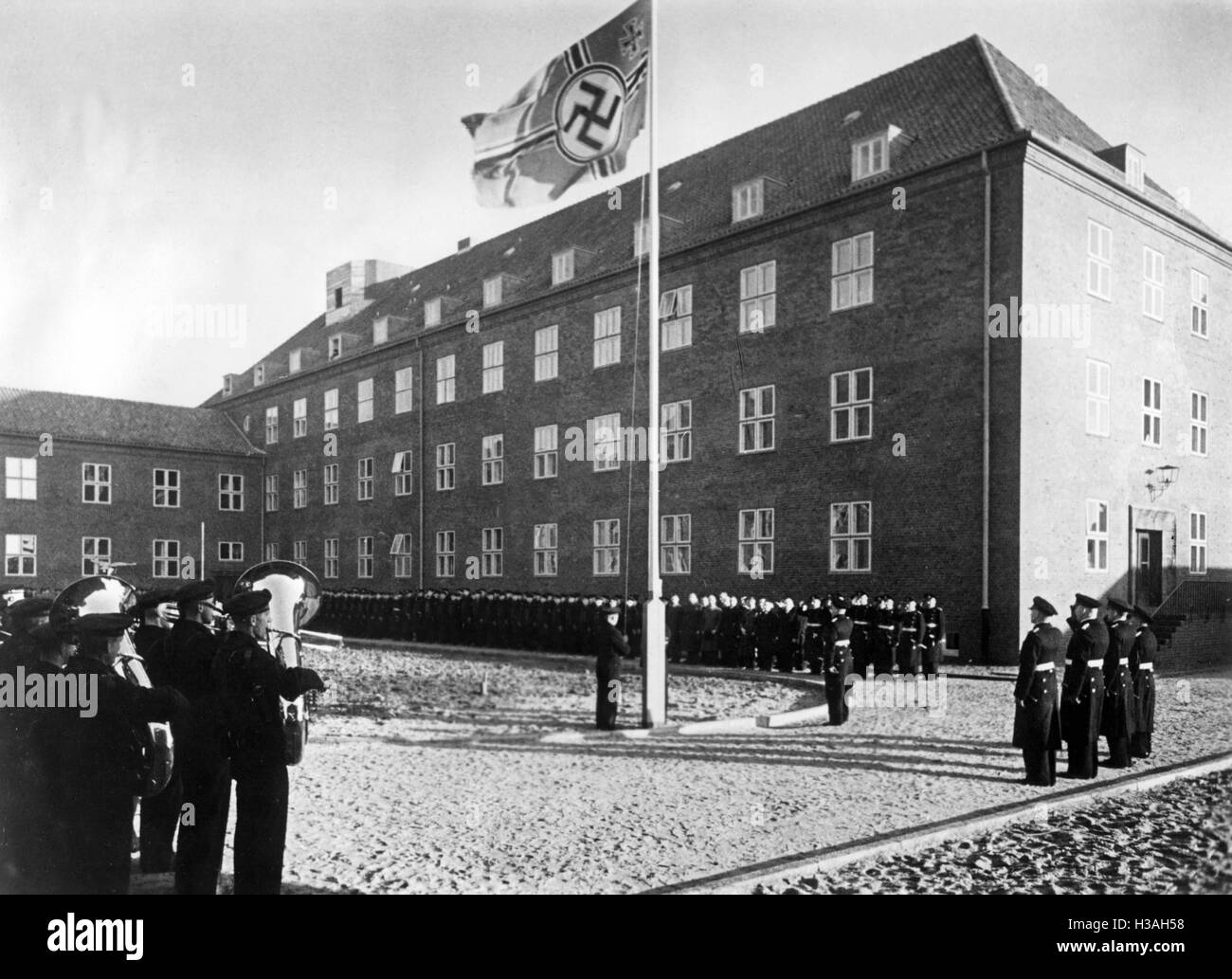 Eröffnung der neuen Naval Mine Warfare School in Kiel-Wik, 1936 Stockfoto