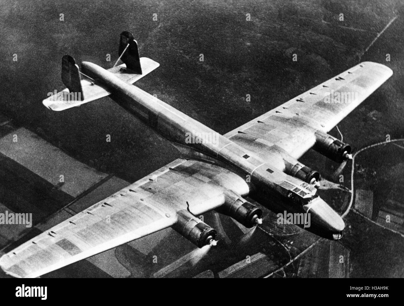 Prototyp eines weiträumigen Streik Bombers von der Firma Dornier im Flug, 1937 Stockfoto
