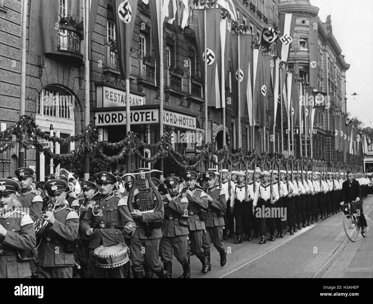 Parade anlässlich des deutschen Turn- und Sportfest in Breslau, 1938 Stockfoto
