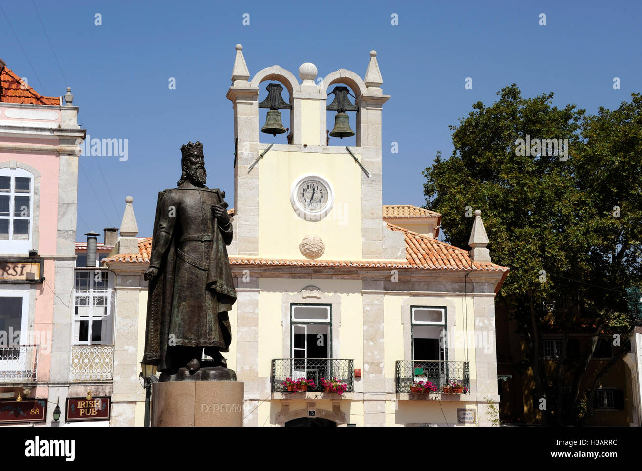 Dom Pedro ich Statue, Kirche der Muttergottes von Navigatoren, Praca 5 tun Outubro, Cascais, Lissabon, Lissabon, Portugal Stockfoto