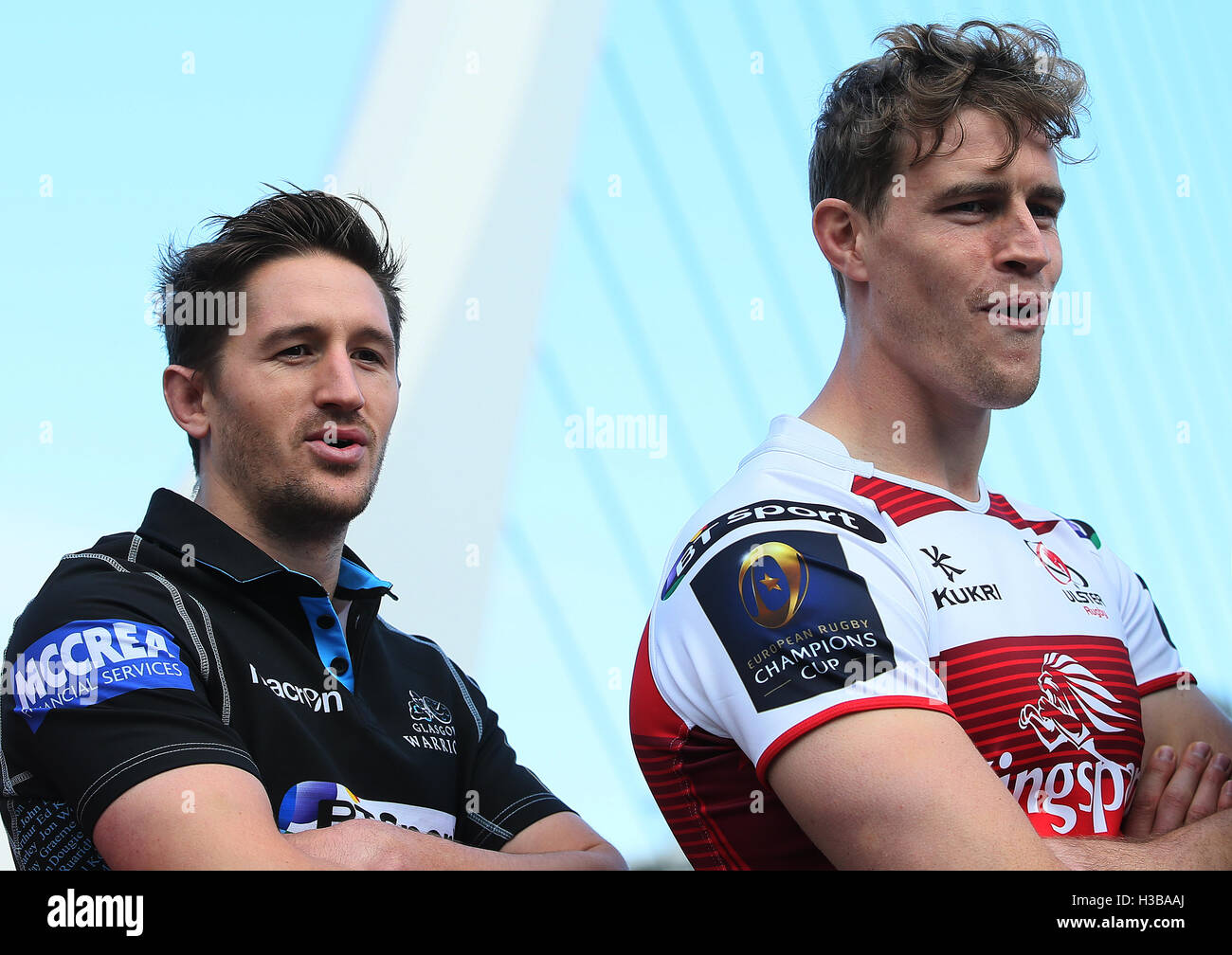 Glasgow Warriors Henry Pyrgos (links) und der Ulster Andrew Trimble während der European Rugby Champions Cup/Challenge Cup-Turniere starten Pro 12 Clubs in Dublin Convention Centre, Irland. PRESSEVERBAND Foto. Bild Datum: Mittwoch, 5. Oktober 2016. Bildnachweis sollte lauten: Brian Lawless/PA Wire. Einschränkungen: Nur zur redaktionellen Verwendung, nicht für kommerzielle Zwecke ohne vorherige Genehmigung kontaktieren Sie PA Bilder für weitere Informationen: Tel: + 44 (0) 115 8447447. Stockfoto