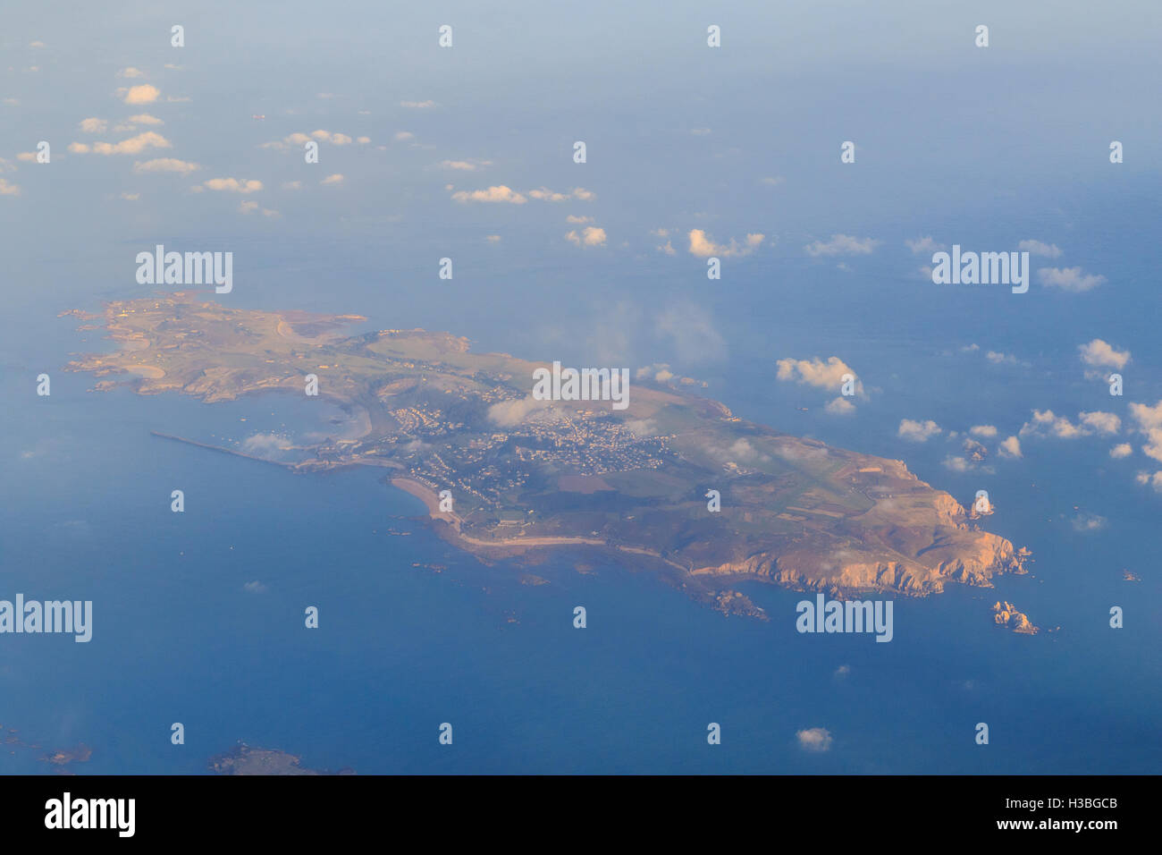 Alderney Kanalinseln, die von einem Flugzeug getroffen Stockfoto