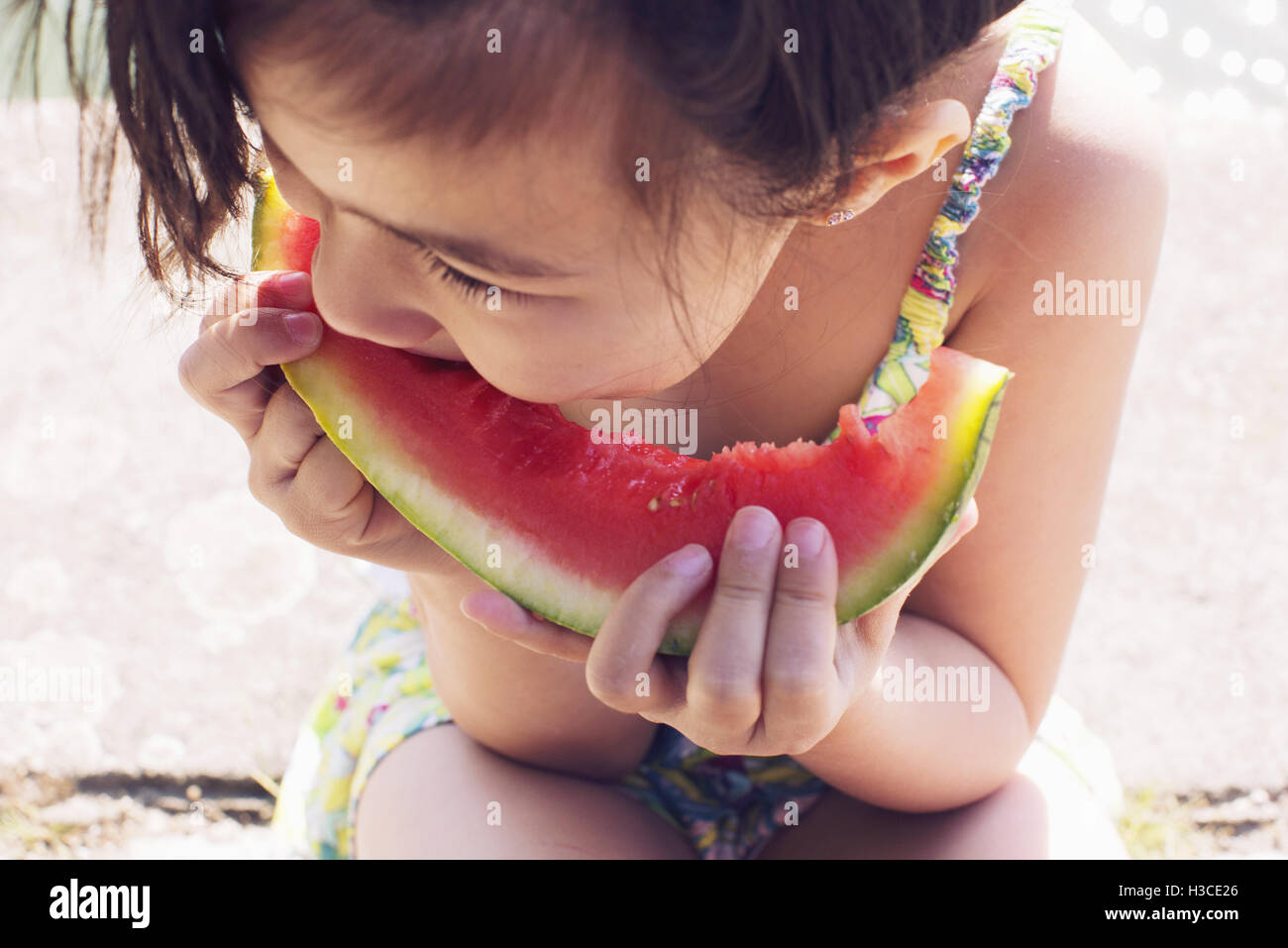 Mädchen, Essen, Wassermelone, close-up Stockfoto