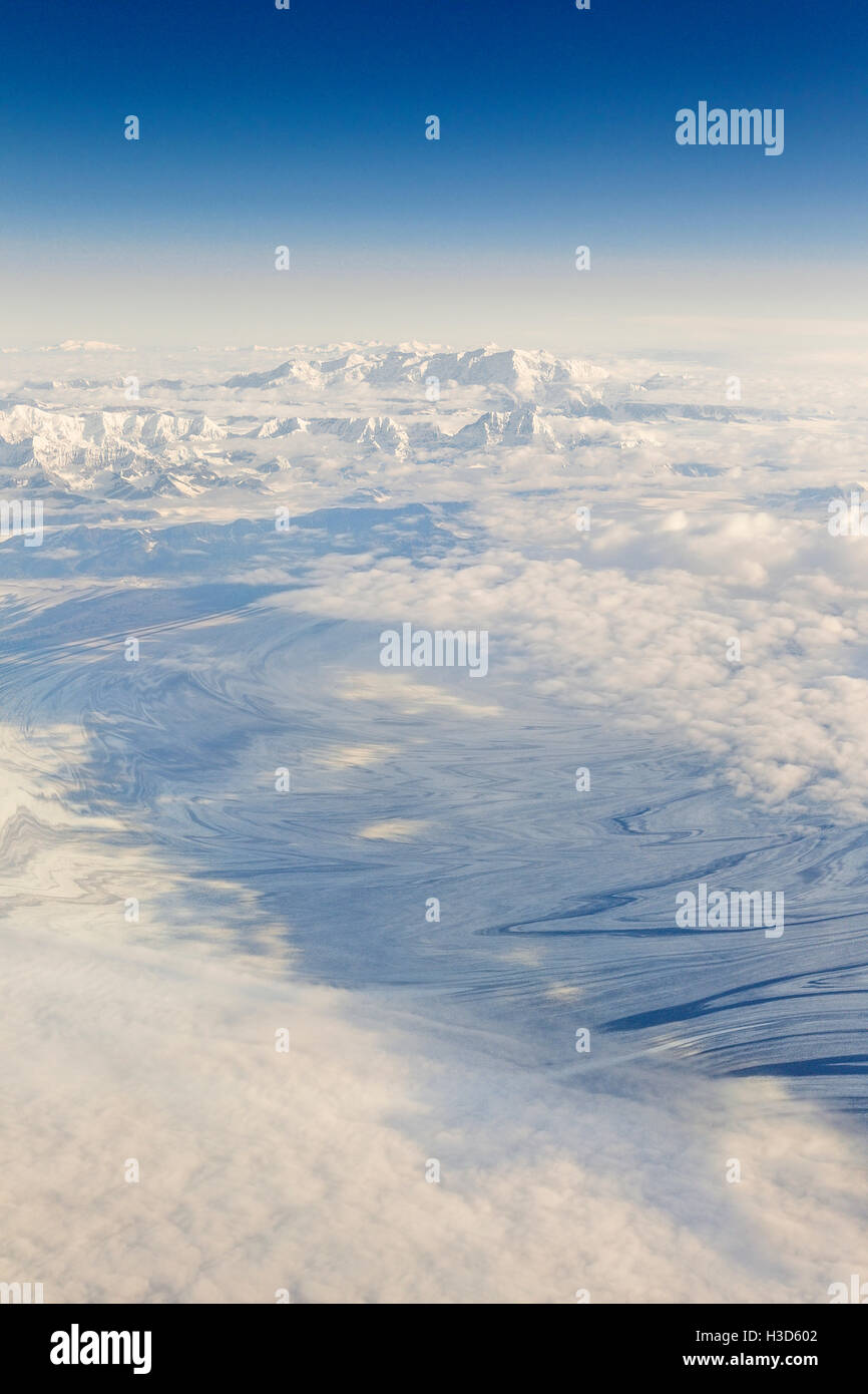 Luftbild von der Malaspina Gletscher in Alaska, der weltweit größte Piemont Gletscher Verschütten von Saint Elias Mountains Stockfoto