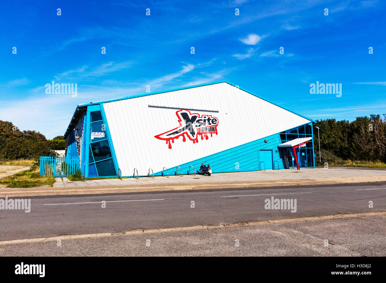 Skatepark Xsite Gebäude äußere Zeichen Skegness Stadt Lincolnshire Skateparks GB UK England Stockfoto