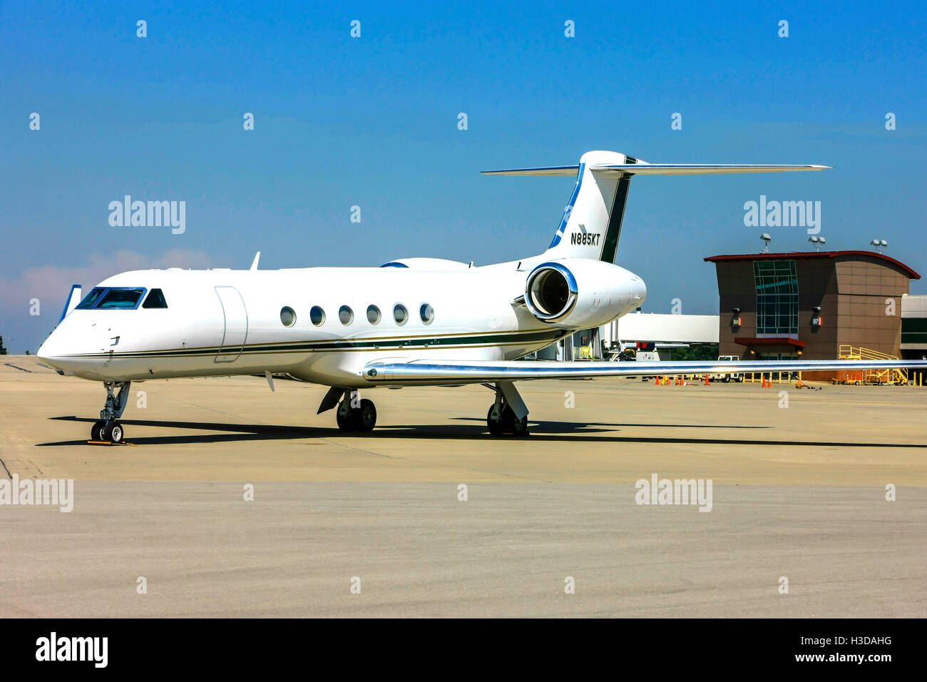 Gulfstream Aerospace G-V corporate Jet Blue Grass Airport, Lexington, Kentucky Stockfoto