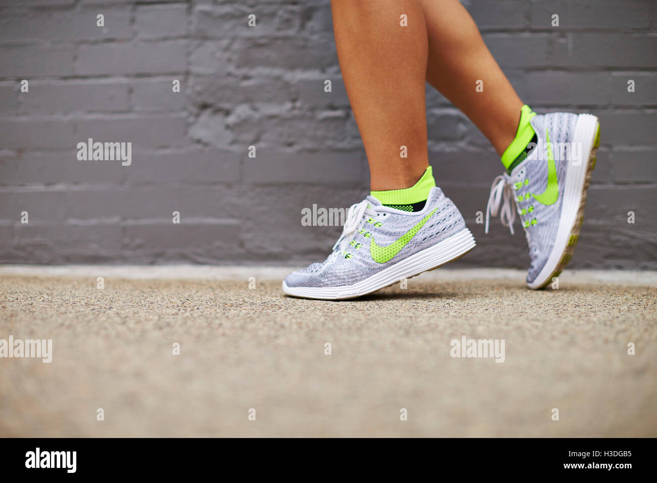 Womans Nike Laufschuhe Stockfoto