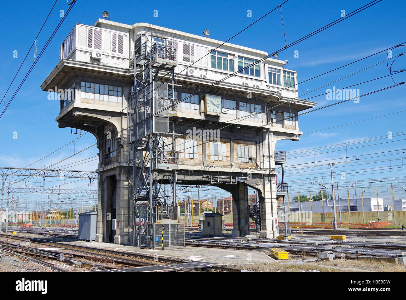 Stellwerk in der Nähe von Bologna Central Station, Italien. Stockfoto