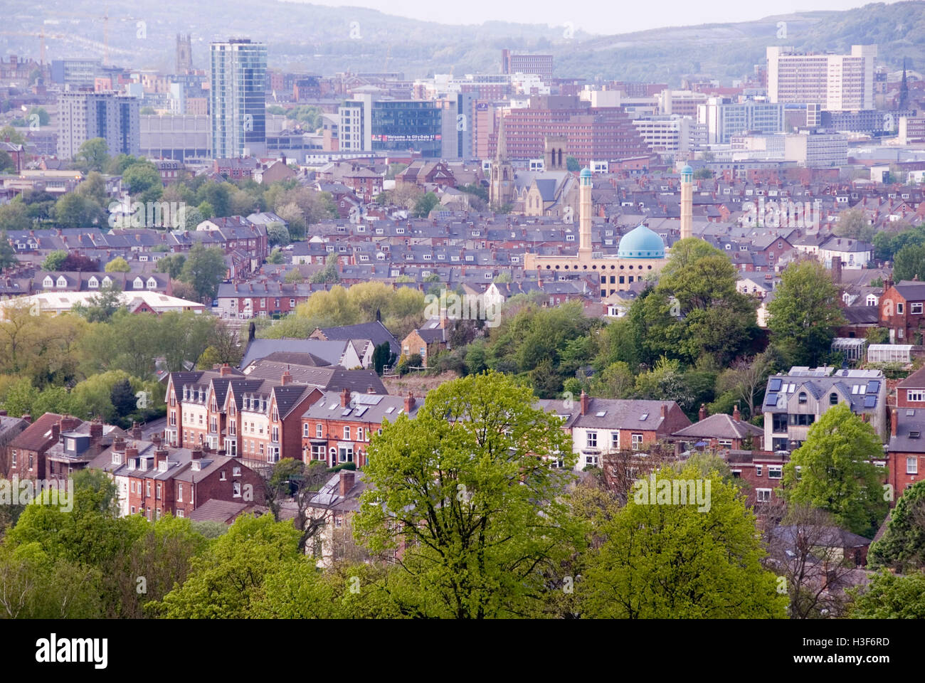 Sheffield, UK 3. Mai 2014: Meersbrook Park bietet einen atemberaubenden Blick über die Stadt von Sheffield, Yorkshire, Großbritannien Stockfoto