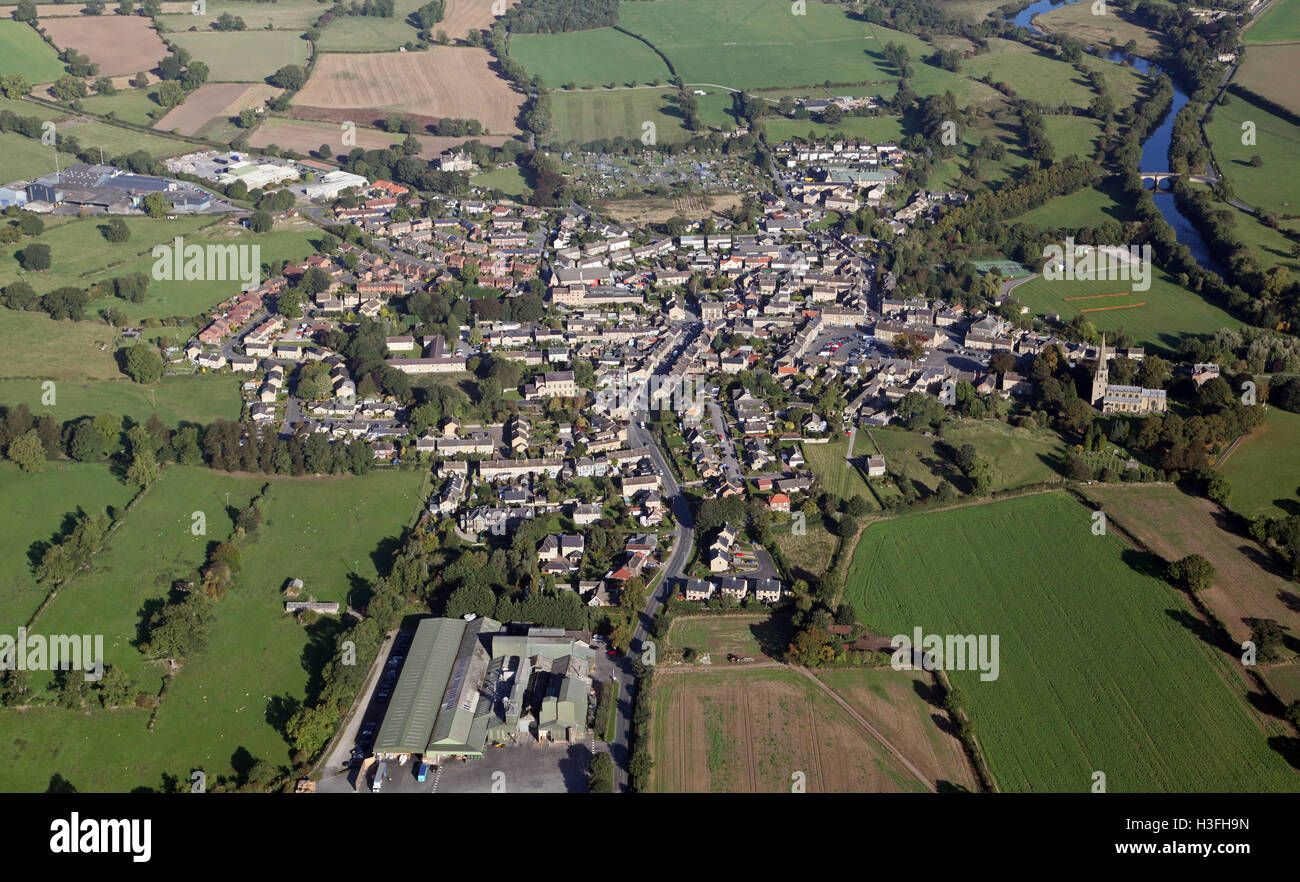 Luftaufnahme des Dorfes Yorkshire Dales von Masham, UK Stockfoto