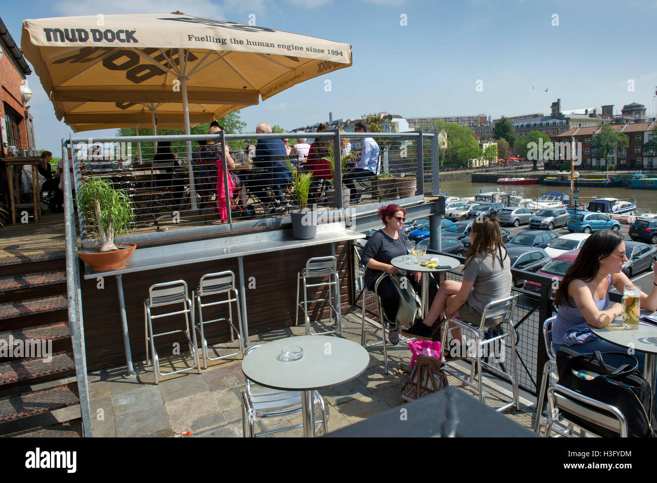 Schlamm Dock Cafe/Restaurant/Bar in der Habourside, Bristol, UK Stockfoto