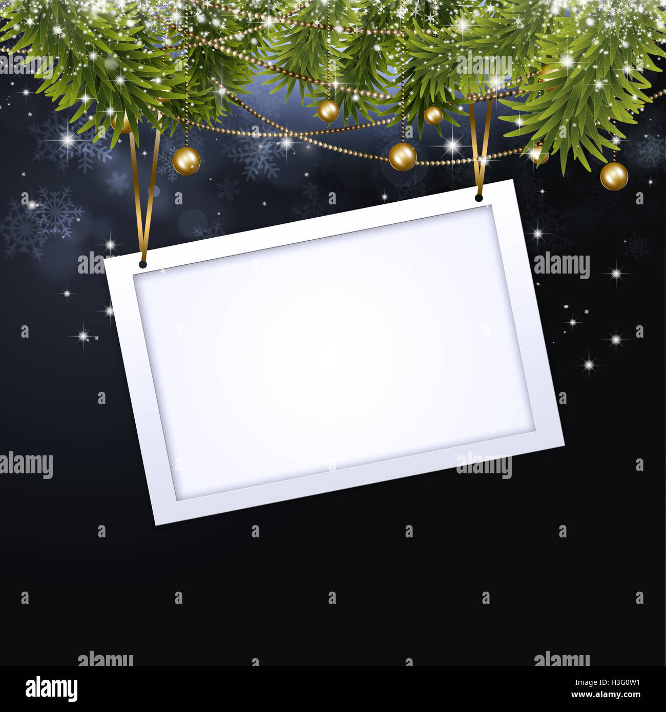 abstrakte Urlaub Dekoration Hintergrund mit Xmas Tree Kugeln und weißen Ankündigung Stockfoto