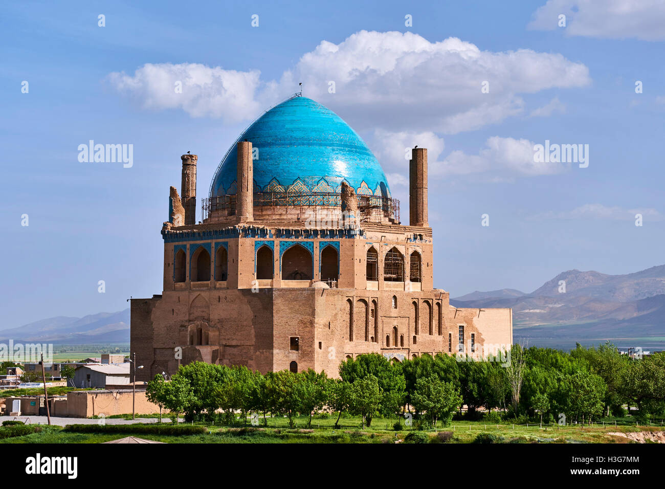 Oljeitu mausoleum ilkhan Fotos und Bildmaterial in hoher Auflösung
