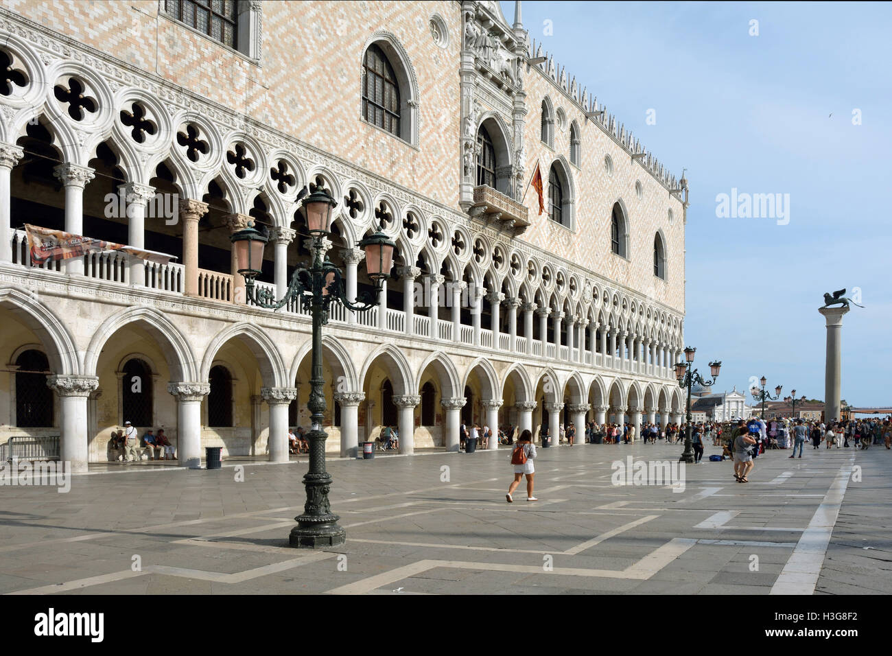 Dogenpalast auf der Piazza San Marco Venedig in Italien. Stockfoto