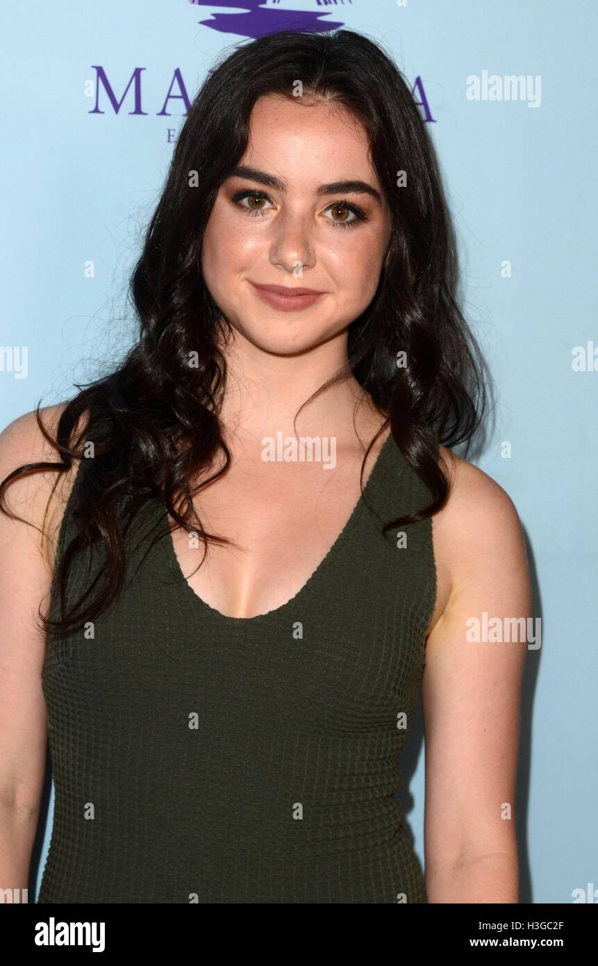 Los Angeles, CA, USA. 5. Oktober 2016. Sarah Gilman im Ankunftsbereich für die SWAP-Premiere, Arclight Hollywood, Los Angeles, CA 5. Oktober 2016. © Priscilla Grant/Everett Collection/Alamy Live-Nachrichten Stockfoto