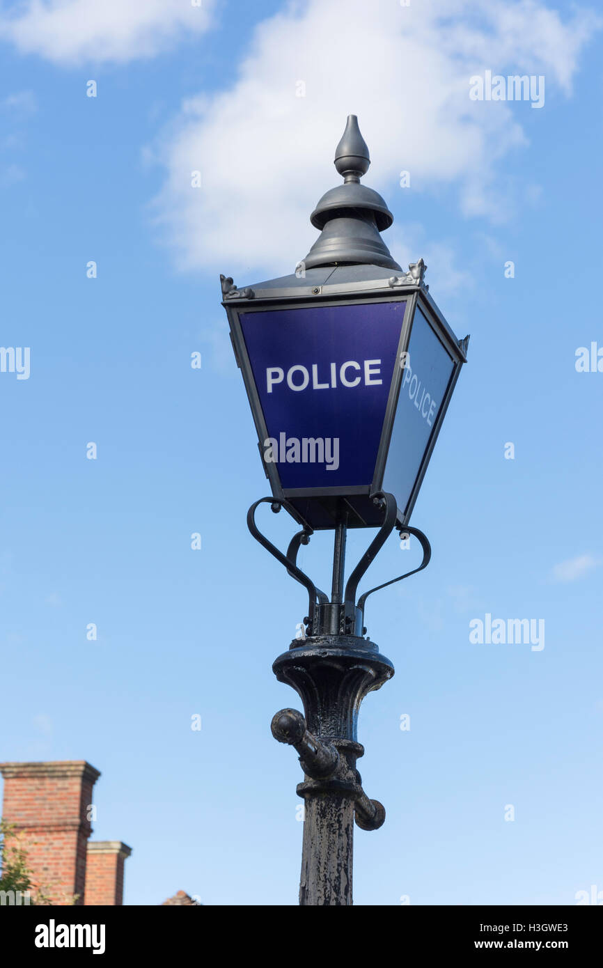 Vintage Schild Polizeistation, Oldfield Lane, Greenford, London Borough of Ealing, Greater London, England, Vereinigtes Königreich Stockfoto