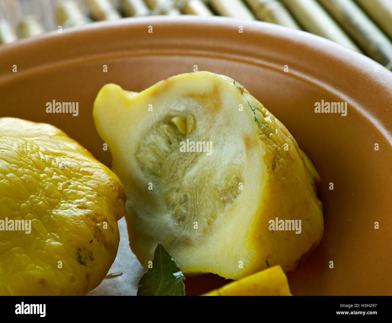 natürliche Squash Pattypan hausgemachten gebeizt Stockfoto
