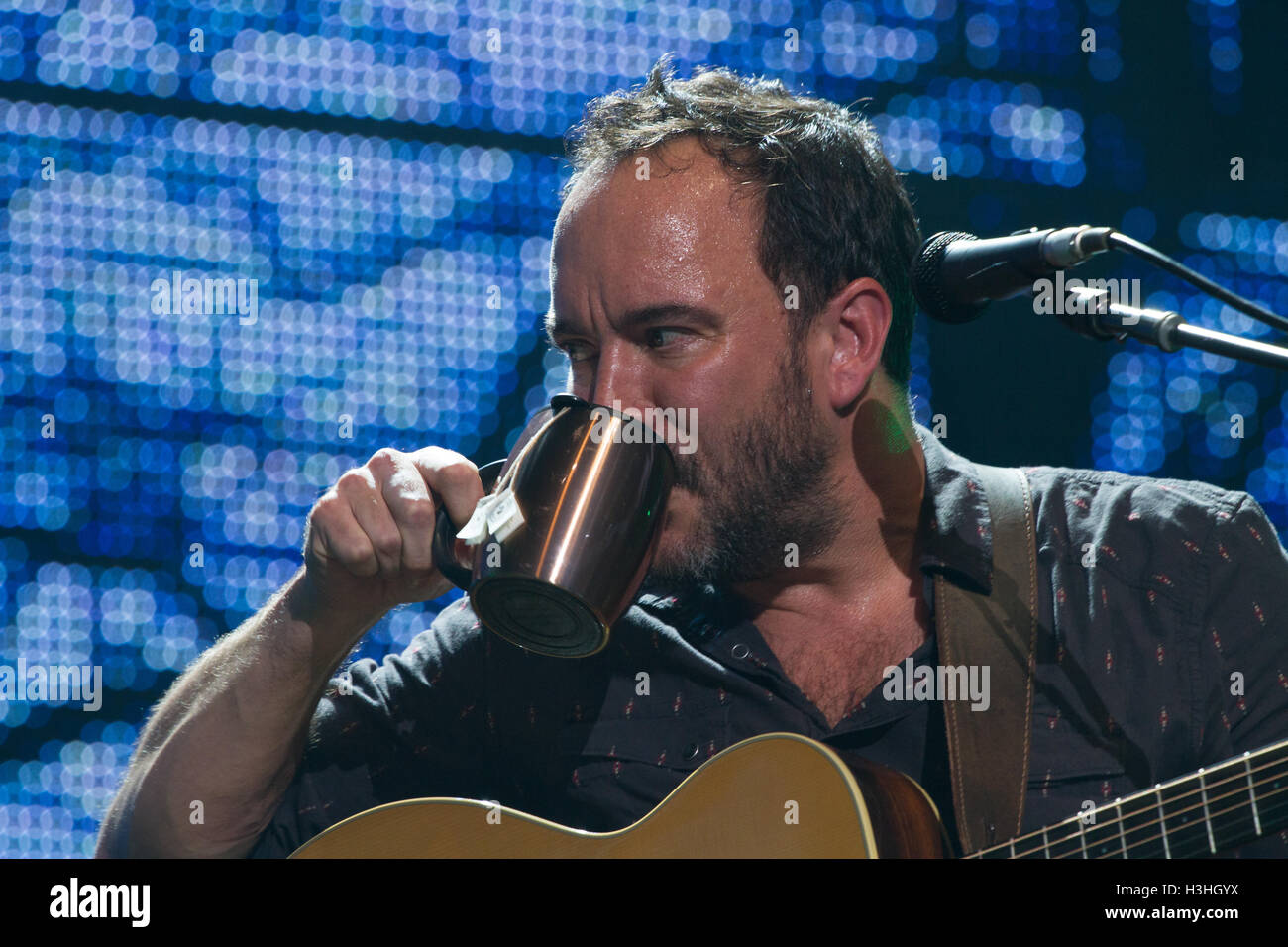 Dave Matthews führt mit Tim Reynolds in 2016 Farm Aid Jeffy Lube Live in Bristow, VA 17. September 2016 Stockfoto