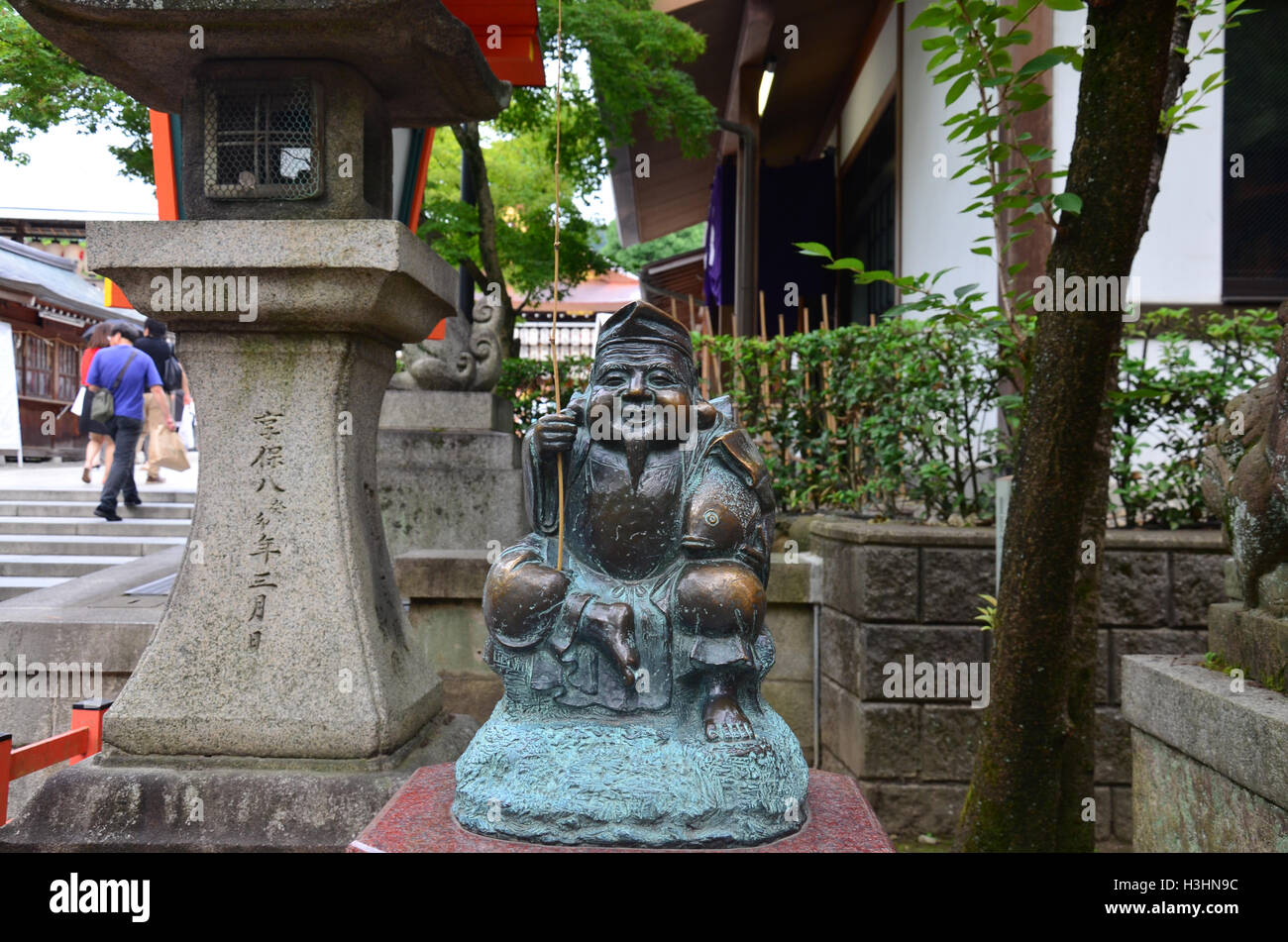 Ebisu Statue Gott der Fischer oder Händler ist, dass die sieben Götter des Glücks sind die sieben Götter des Glück Yasaka Schrein oder Gion S Stockfoto