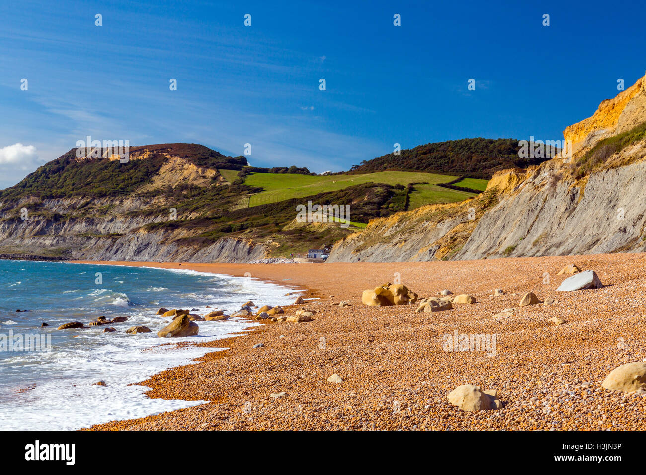 Golden Cap (höchste Klippe an der englischen Südküste) aus einladendsten Strand an der Jurassic Coast, Dorset, England, UK Stockfoto