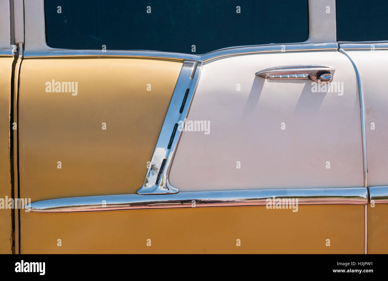 Cameo-Auftritt des amerikanischen 1950er Jahre Chevrolet Oldtimer, Havanna, Kuba Stockfoto
